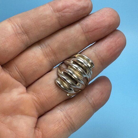 VTG Solid Sterling Silver 925 Multiband Look Wavy Design Dome Ring Size 6.75 - Picture 4 of 9
